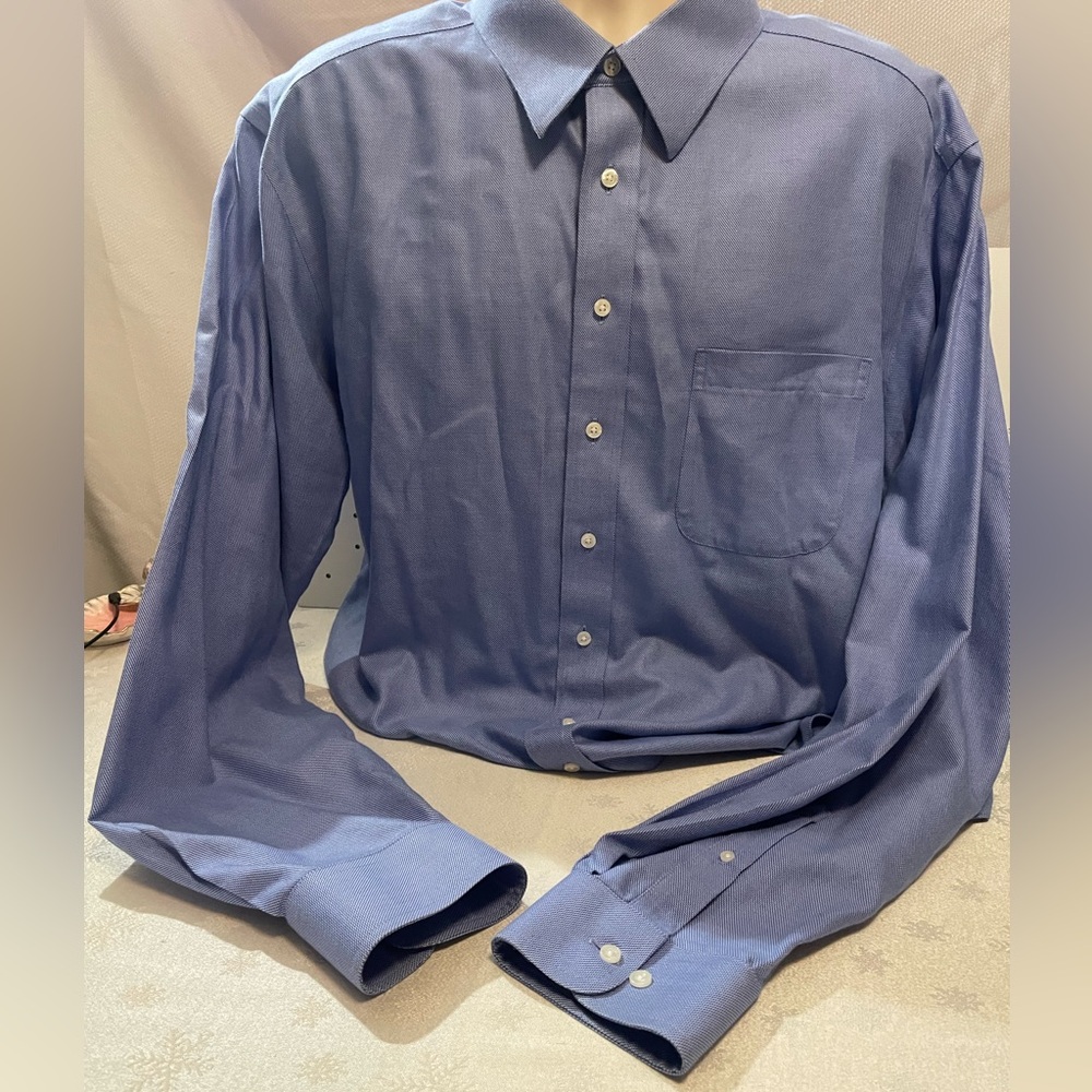 Gold Label Roundtree & Yorke Blue Long Sleeve Shirt
